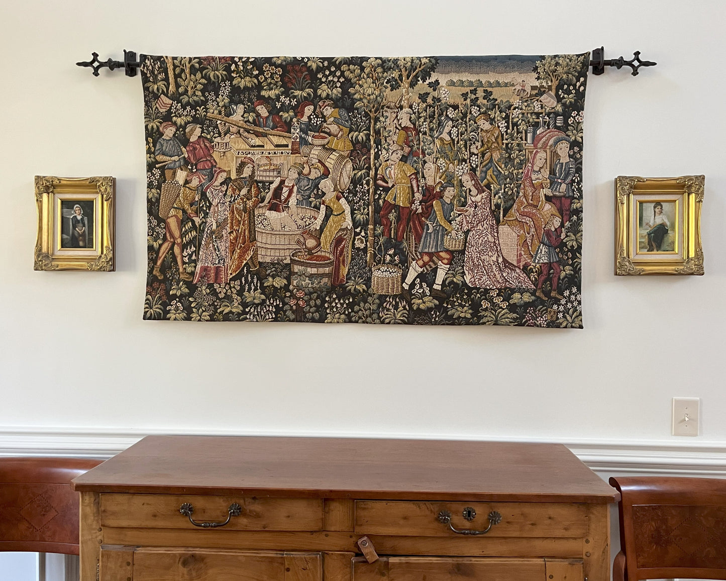 Old World Tapestry Mount - 7/8