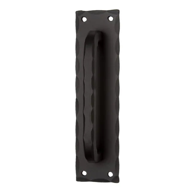 Poignée de porte traditionnelle en fer forgé