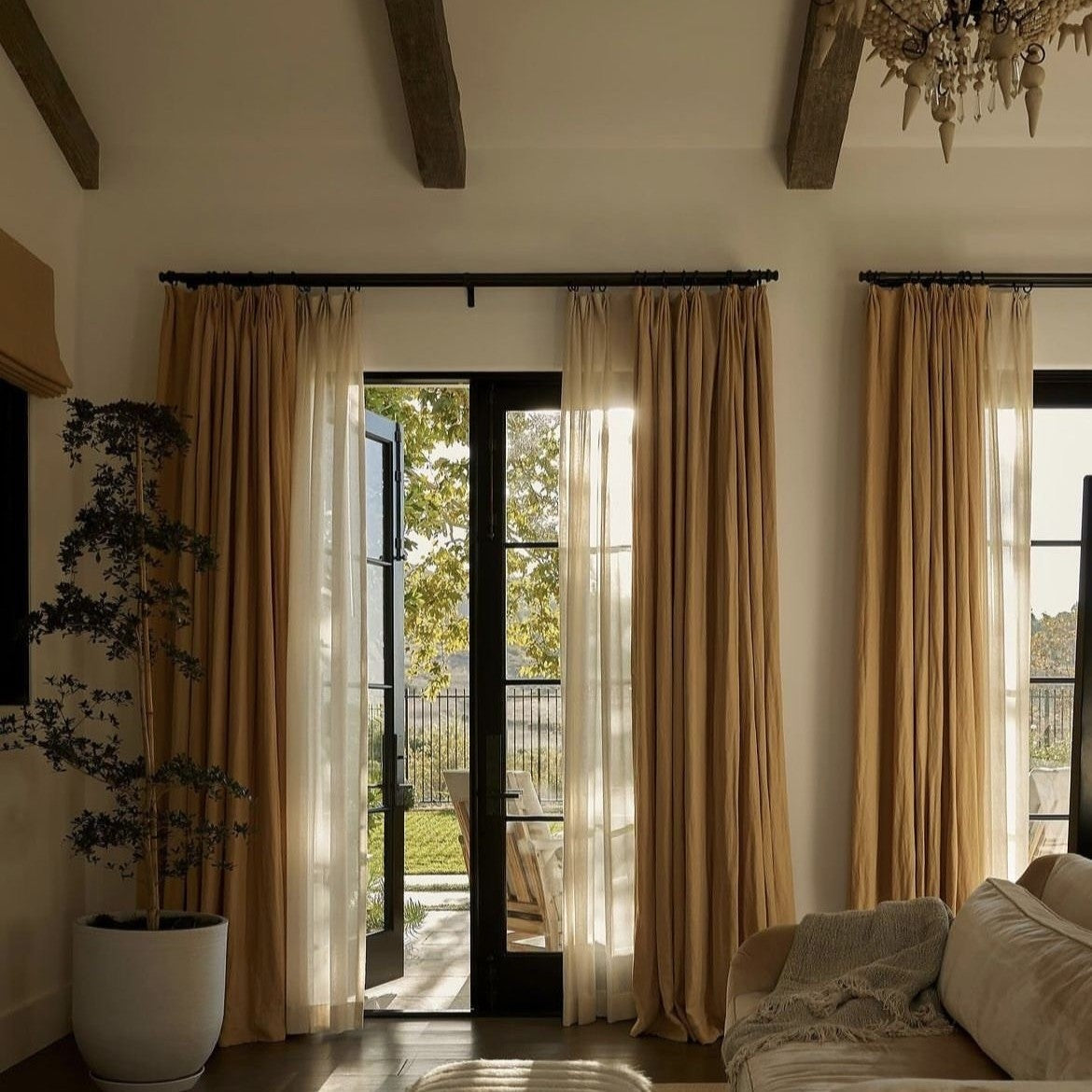 Double Standard Curtain Rod